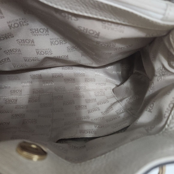 Authentic Michael Kors Hamilton Vanilla Tote/ Handbag - Picture 6 of 6